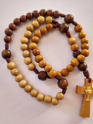 Rosario de Madera en secuencia